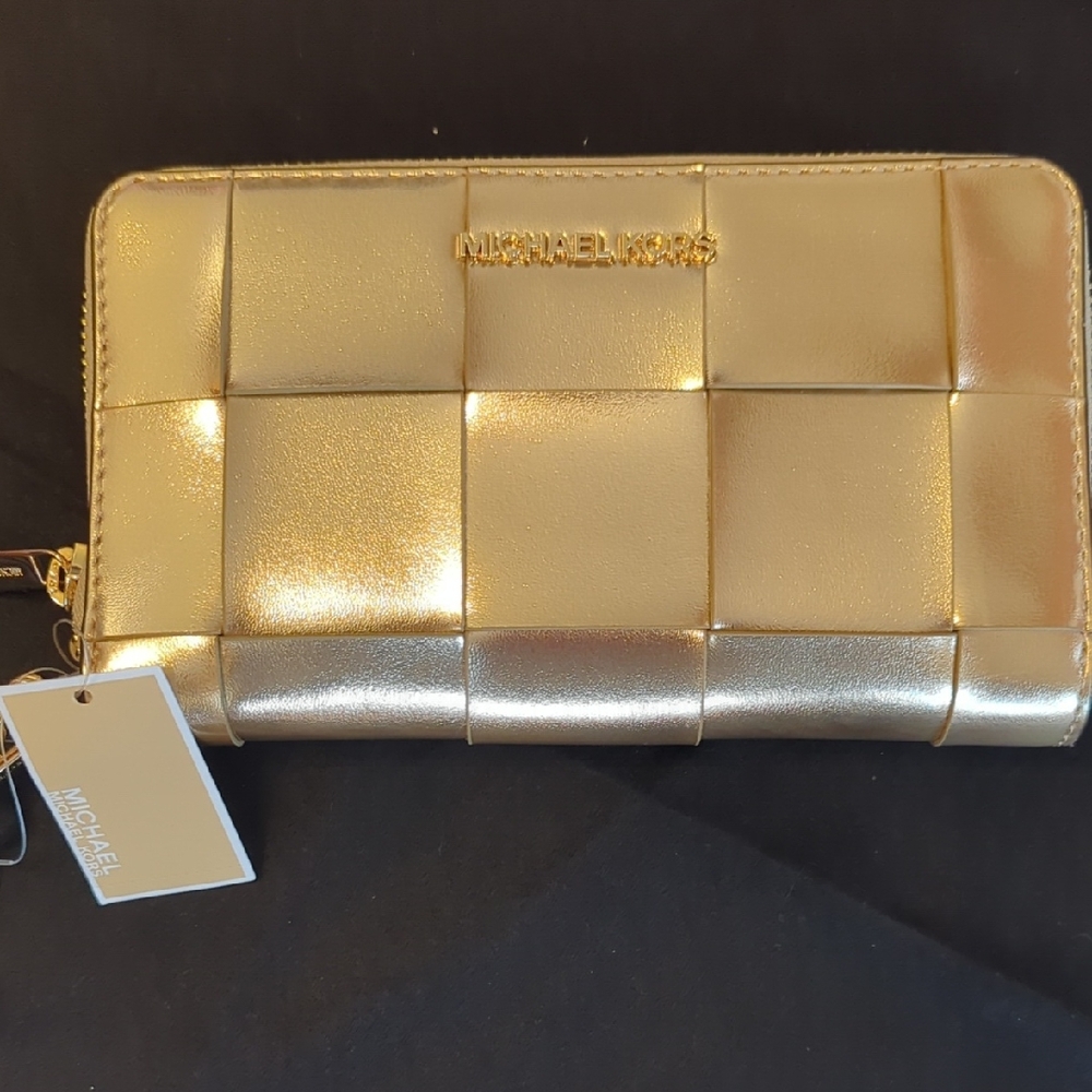 Michael Kors Long Zippy Wallet